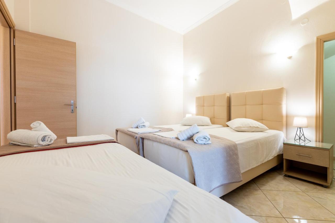 Town House For 6-16 With Ac Βίλα Πάρος Εξωτερικό φωτογραφία
