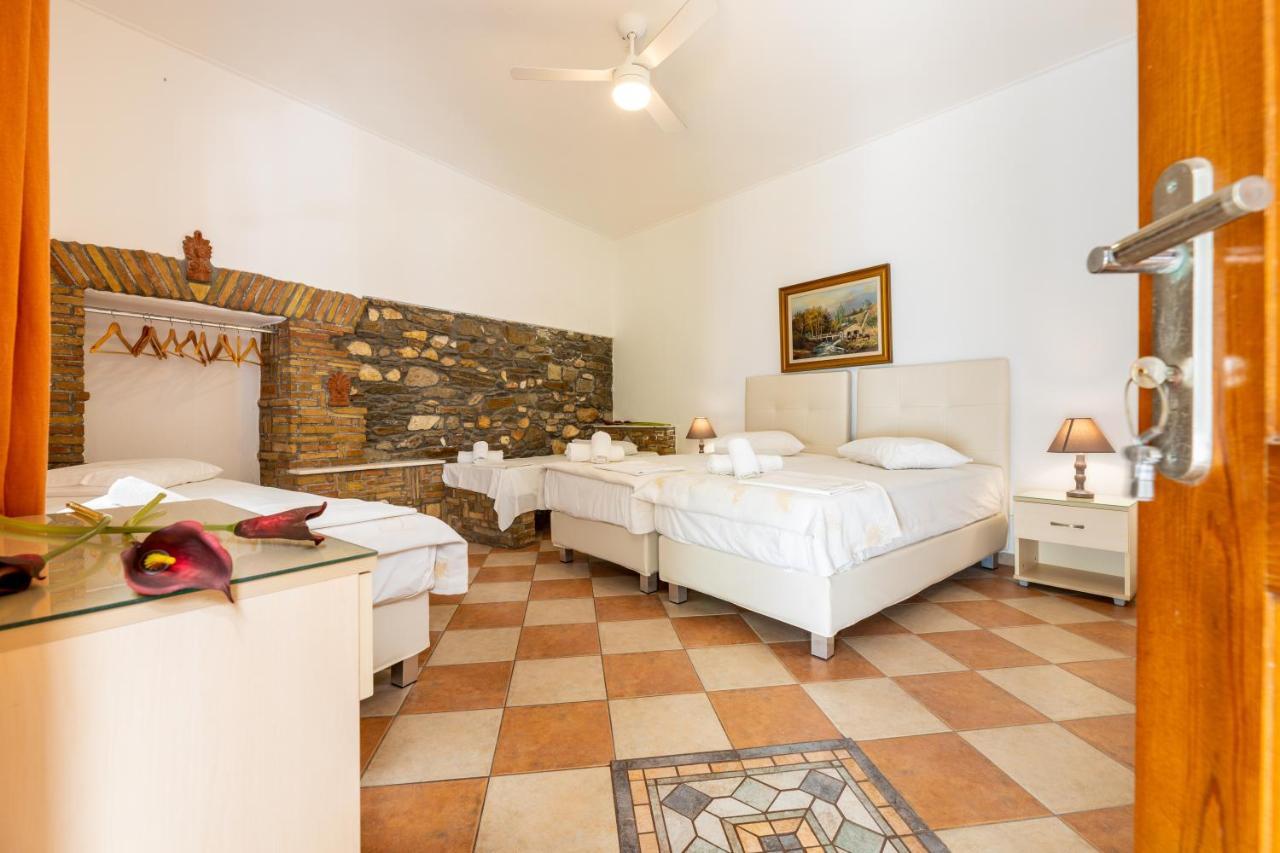 Town House For 6-16 With Ac Βίλα Πάρος Εξωτερικό φωτογραφία