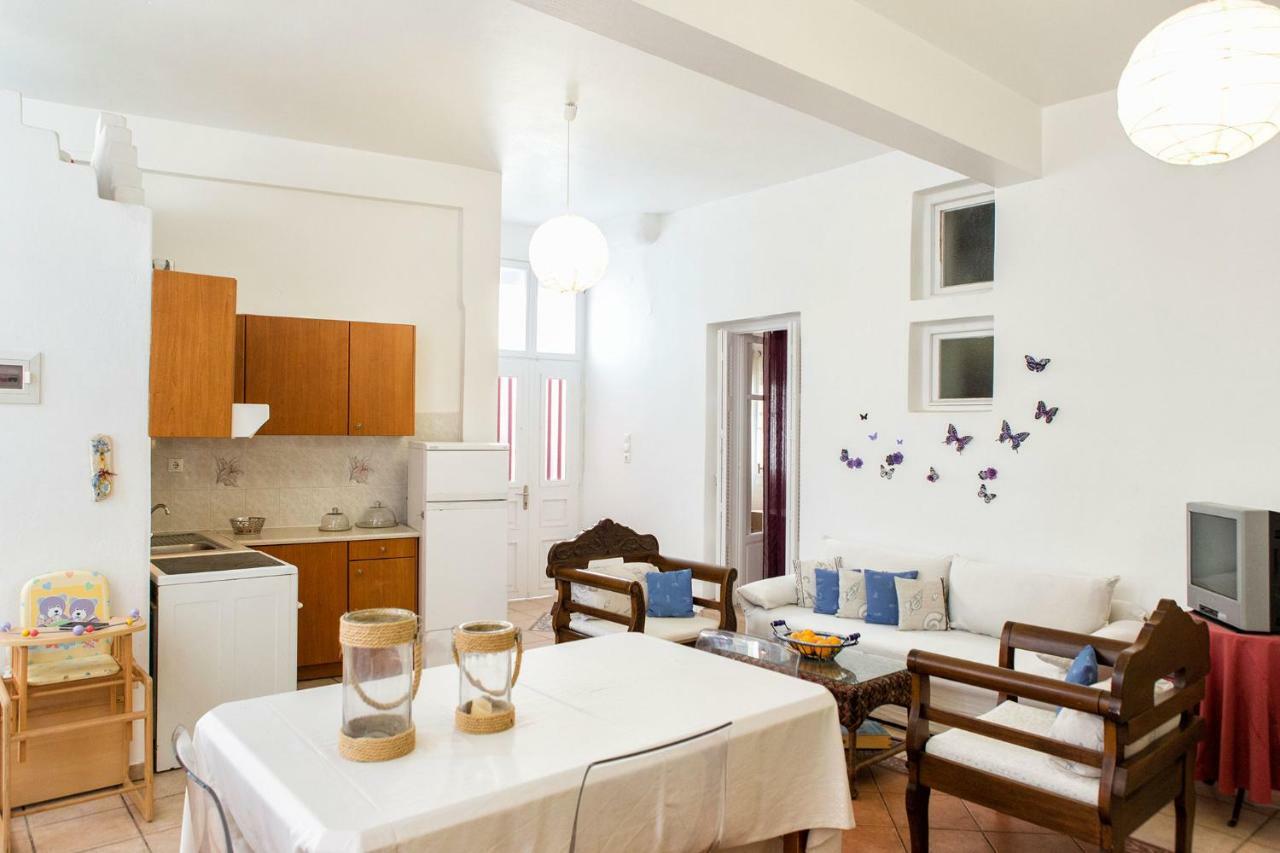 Town House For 6-16 With Ac Βίλα Πάρος Εξωτερικό φωτογραφία