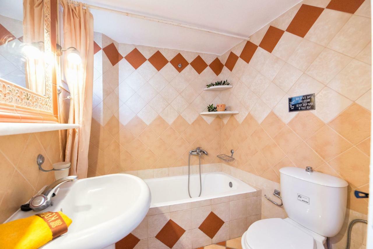 Town House For 6-16 With Ac Βίλα Πάρος Εξωτερικό φωτογραφία
