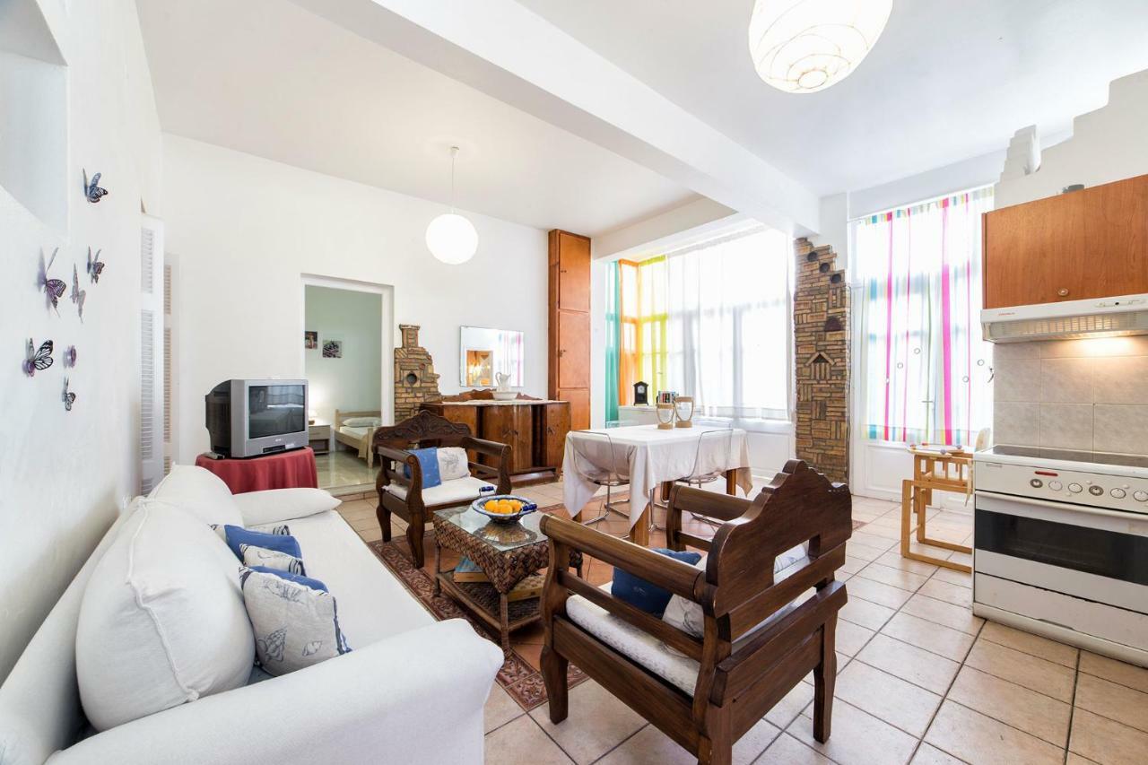Town House For 6-16 With Ac Βίλα Πάρος Εξωτερικό φωτογραφία
